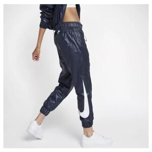 Nike Windbreaker Track Pants Joggers Womens Size Medium Black
